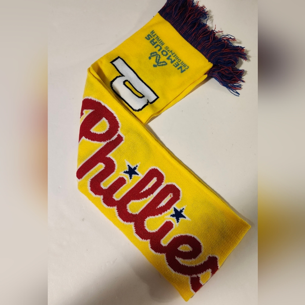 Philadelphia Phillies GO GOLD Winter Scarf Nemours Children's Health SGA